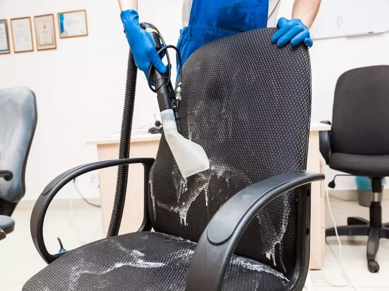 Sandalye Temizliğinde En Etkili Yöntemler ve Ürünler